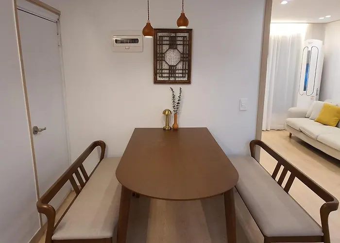 아파트 Hongik Station 3 Bedroom *