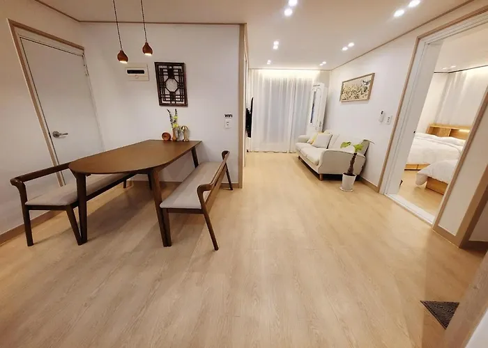 Hongik Station 3 Bedroom *