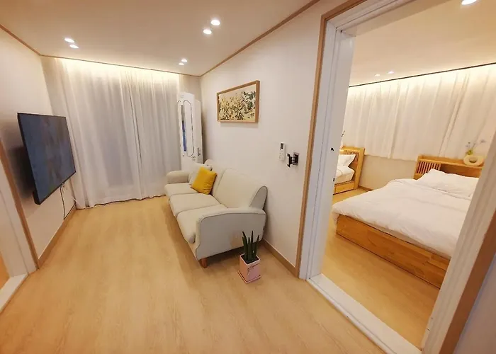 아파트 Hongik Station 3 Bedroom