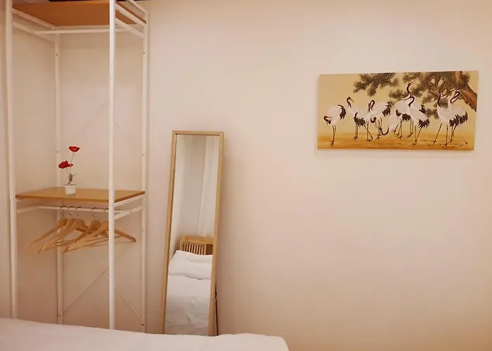 Hongik Station 3 Bedroom