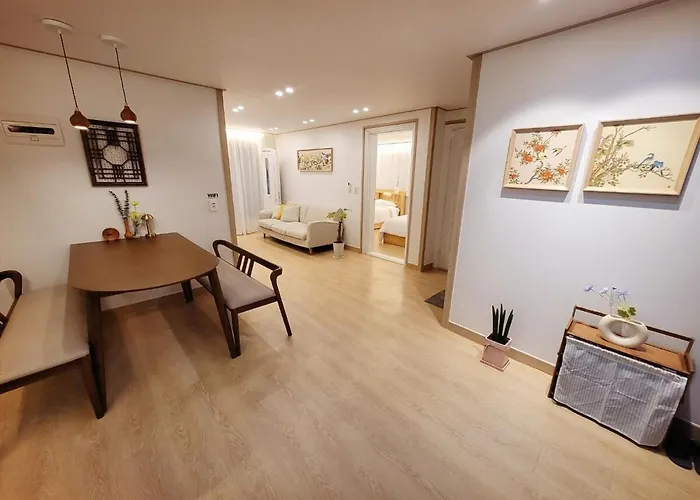 아파트 Hongik Station 3 Bedroom