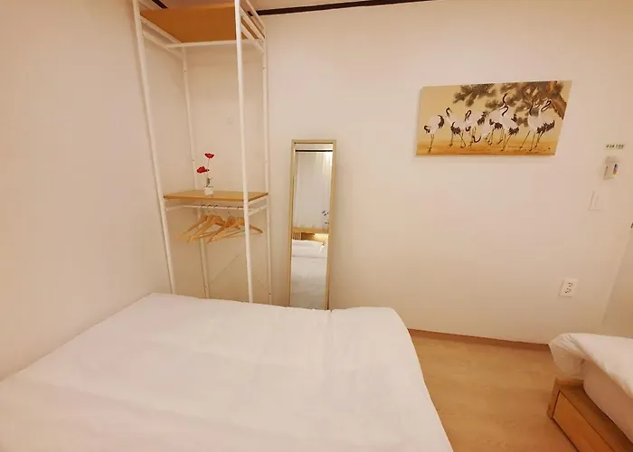 Hongik Station 3 Bedroom